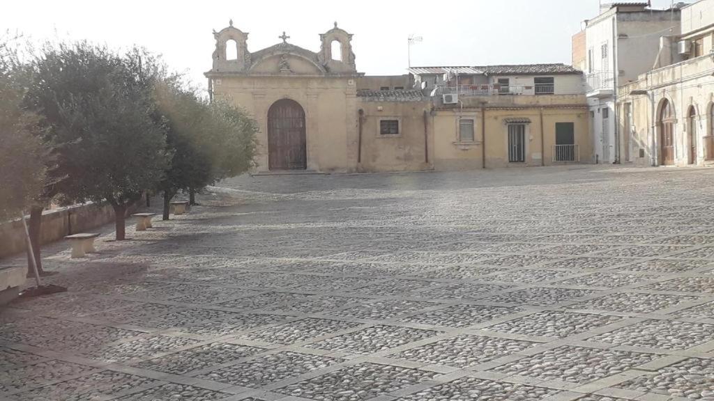 Willa La Casa In Piazza Noto Zewnętrze zdjęcie